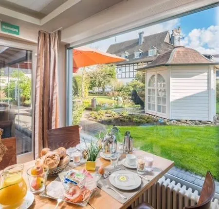 Отель Tiptop Landhotel Hutter