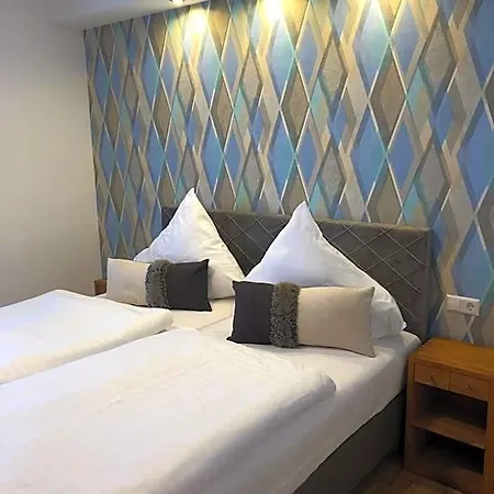 Tiptop Landhotel Hutter 4* Meschede