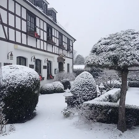 Отель Tiptop Landhotel Hutter